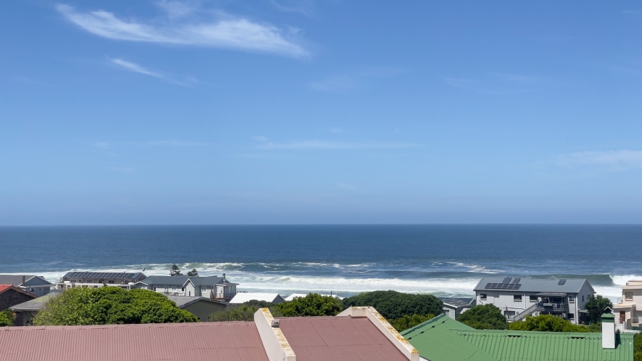 5 Bedroom Property for Sale in Glentana Western Cape